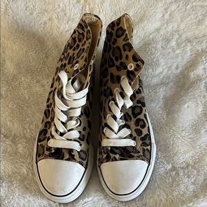 Olivia Miller Leopard Print High-Top Sneakers Size 10